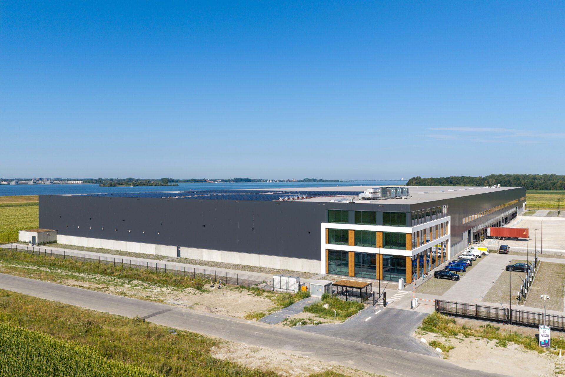 Almere Manzana