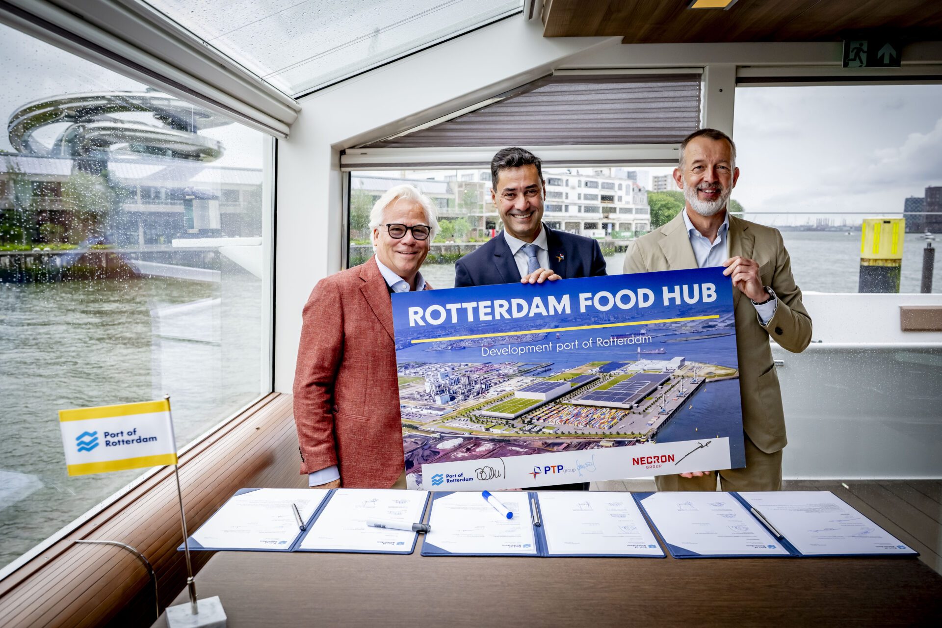 Signing Rotterdam Food Hub Signing Rotterdam Food Hub